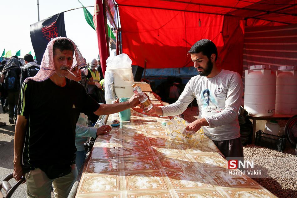دانشجویان شریف در مرز مهران پذیرای زائران اربعین حسینی دانشجویان شریف در مرز مهران پذیرای زائران اربعین حسینی می شوند