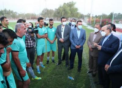 حضور وزیر ورزش در تمرینات تیم ملی فوتبال ناشنوایان