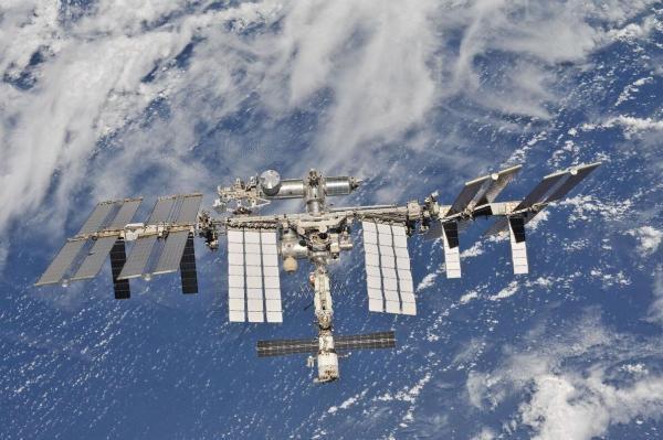 نابودی ایستگاه فضایی بین المللی به وسیله ناسا، خطرات تخریب یک سازه 100 تنی در آسمان